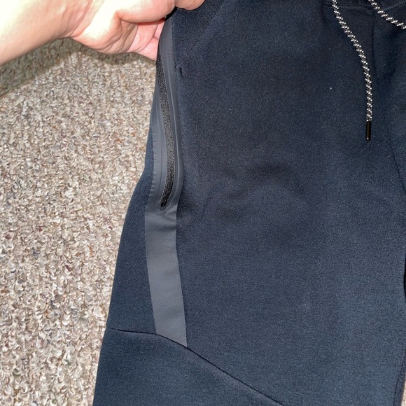 Nike Short - Picture 6 of 7